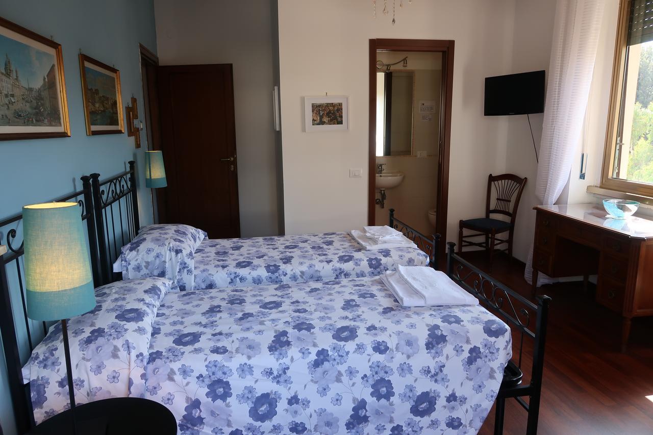 Casa Garbata Bed & Breakfast Рим Екстериор снимка