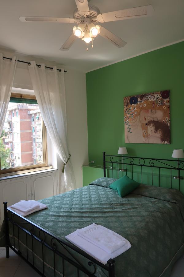 Casa Garbata Bed & Breakfast Рим Екстериор снимка