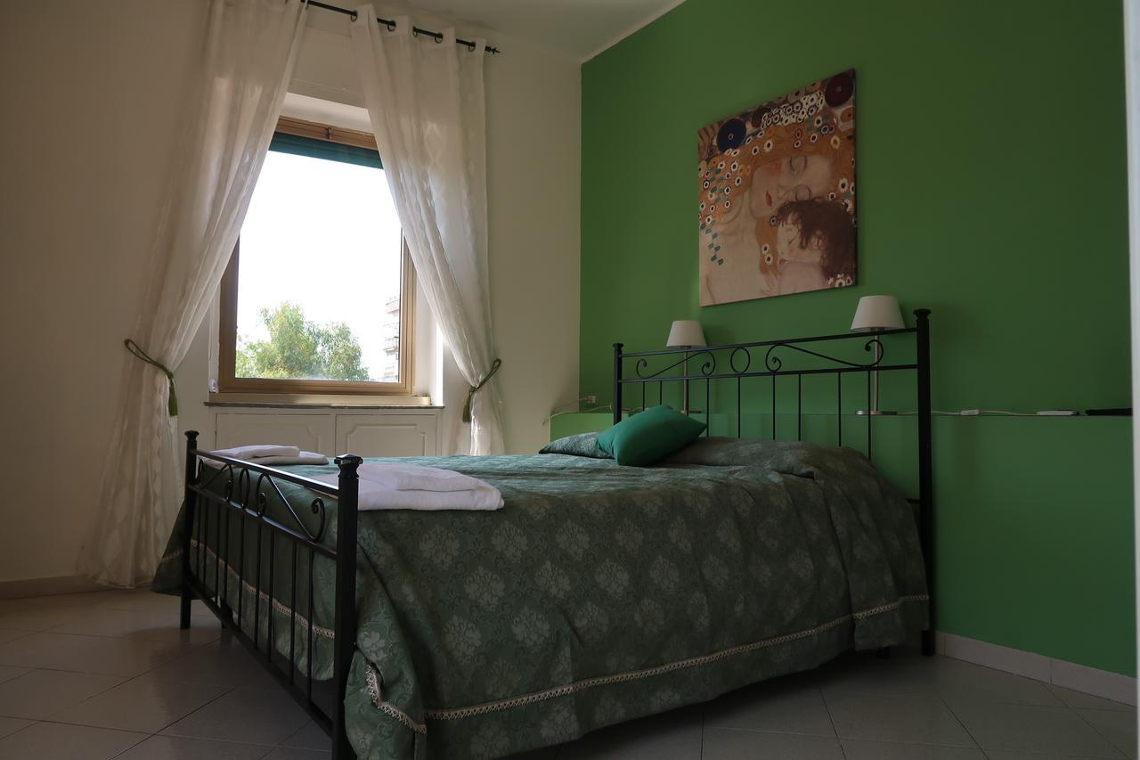 Casa Garbata Bed & Breakfast Рим Екстериор снимка