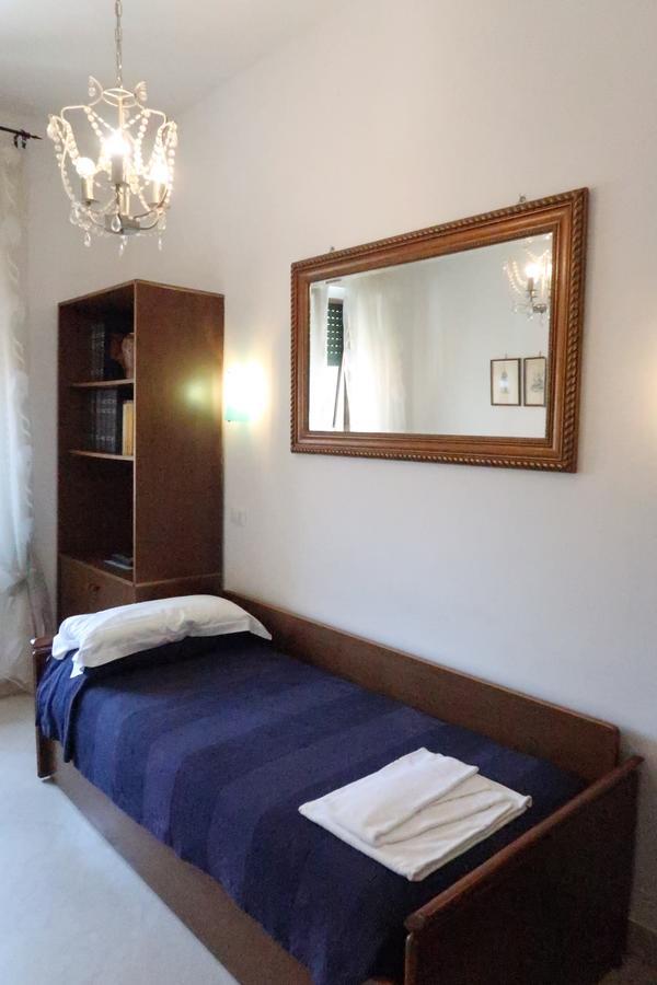 Casa Garbata Bed & Breakfast Рим Екстериор снимка